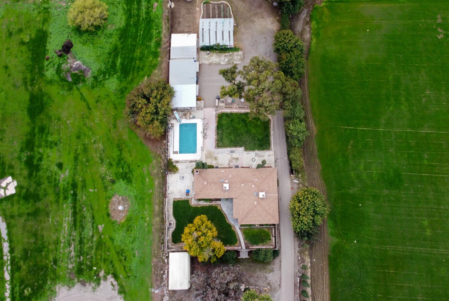 Los Banos, California 93635, United States, 3 Bedrooms Bedrooms, ,2 BathroomsBathrooms,Residential,Active,251508