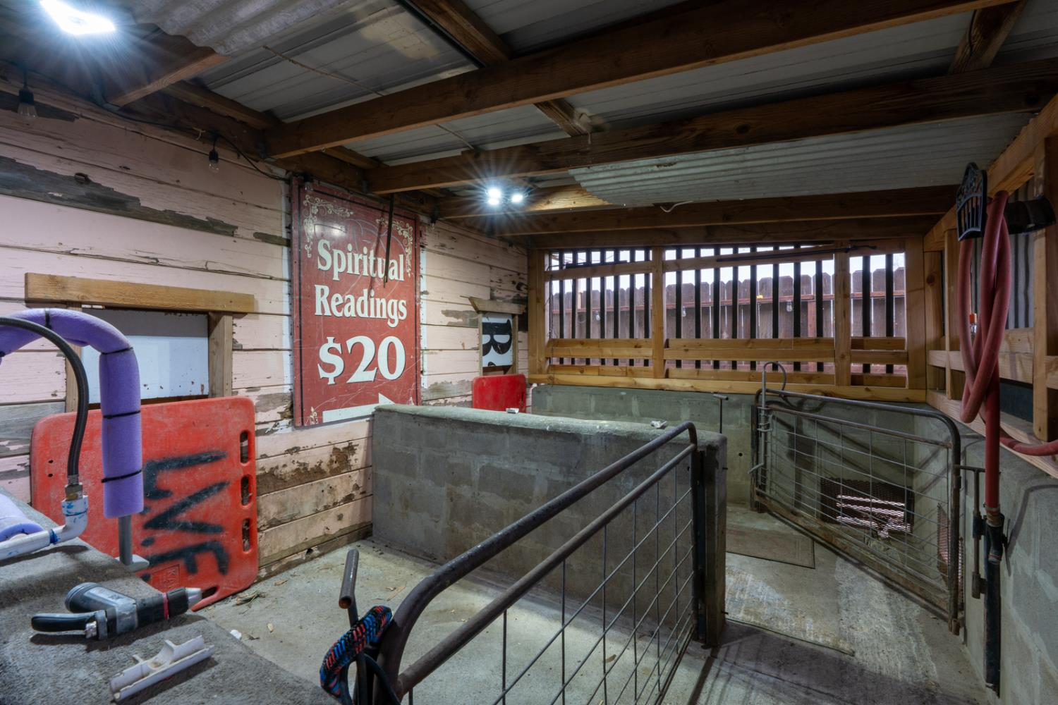 Los Banos, California 93635, United States, 3 Bedrooms Bedrooms, ,2 BathroomsBathrooms,Residential,Active,251508