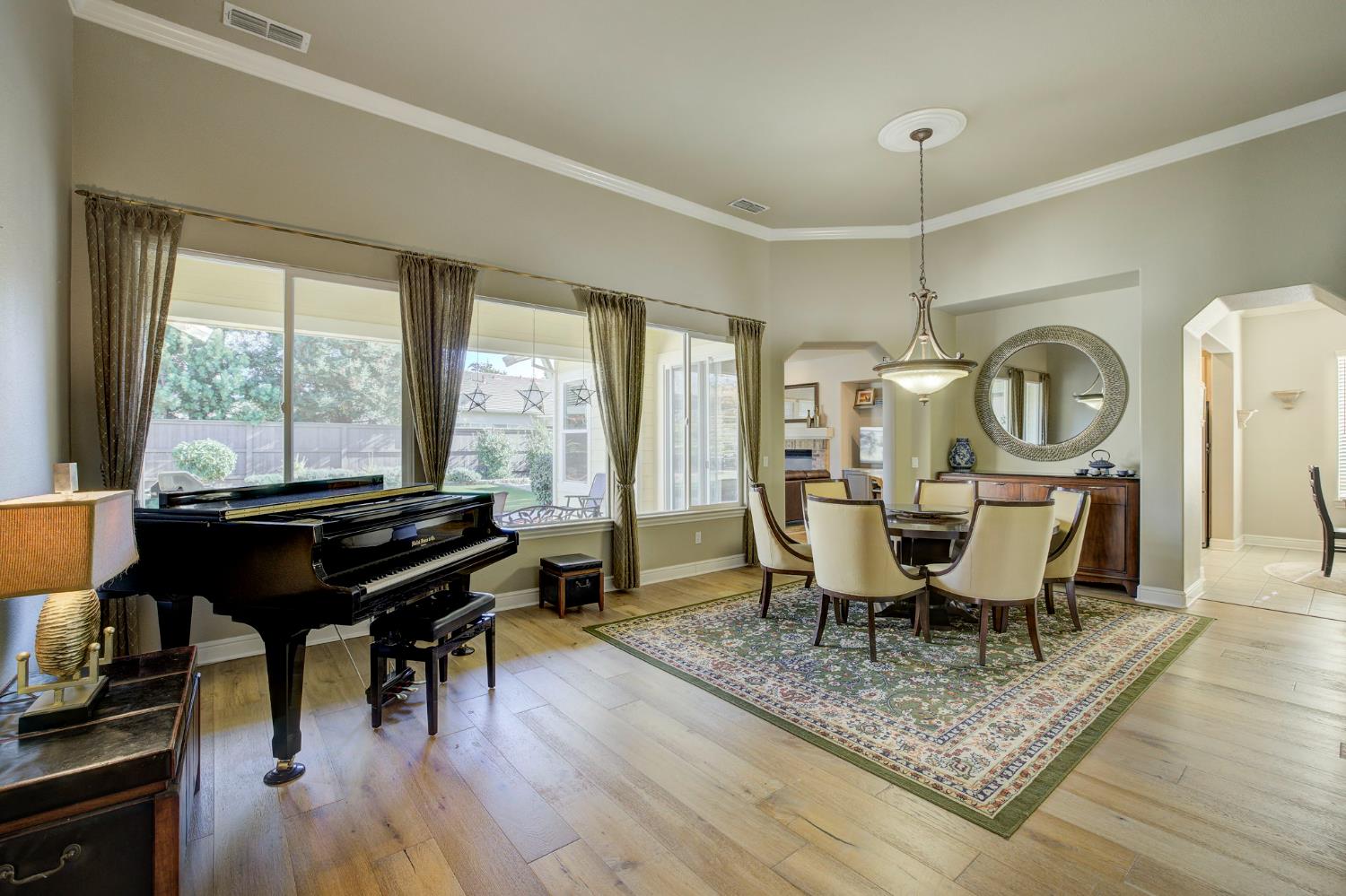 2726 Heritage Park Lane