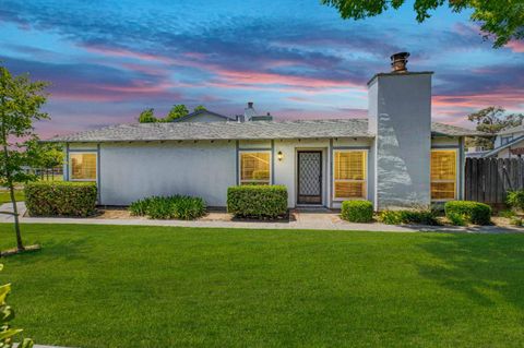 2630 Parkway Ceres CA 95307