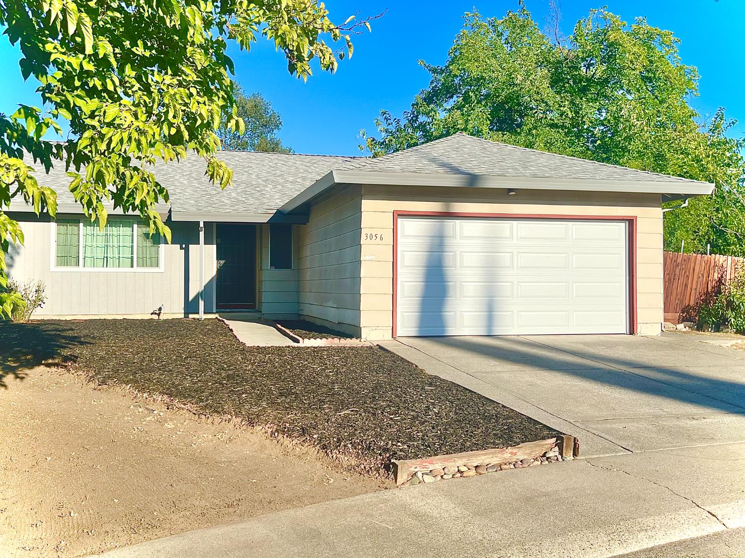3056 Kinglet Way