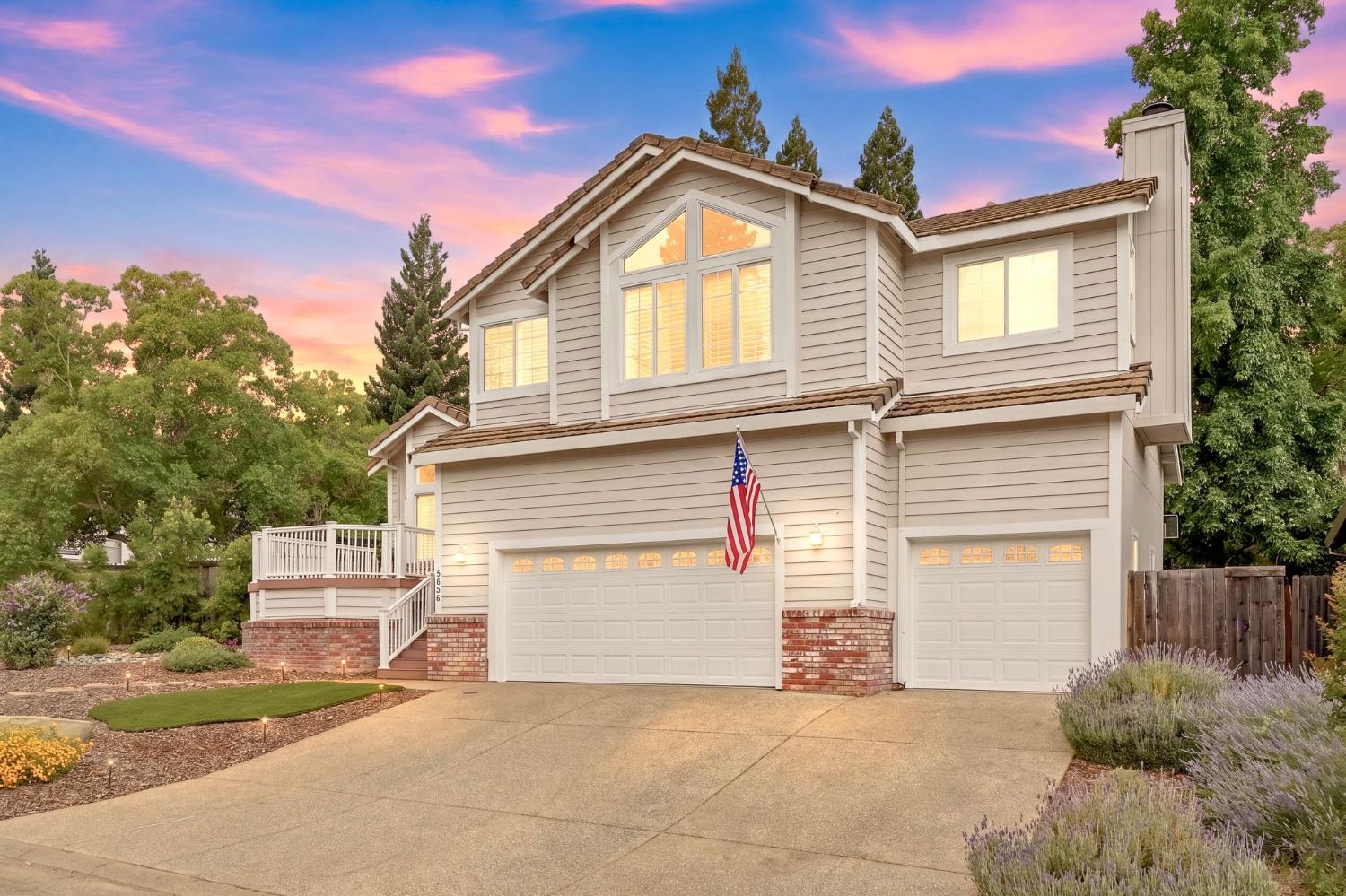 2550 Carnelian Circle
