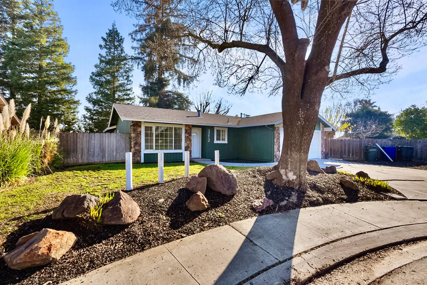 3212 Royalton Avenue