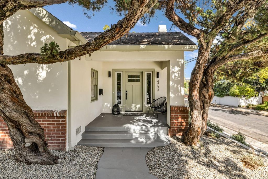 Photo of 4733 T St, Sacramento, CA 95819 (MLS # 225143381)