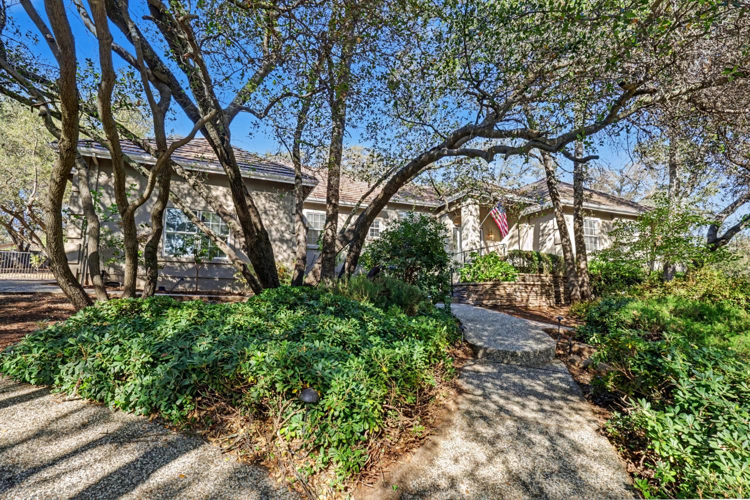 3391 Tartan Trail