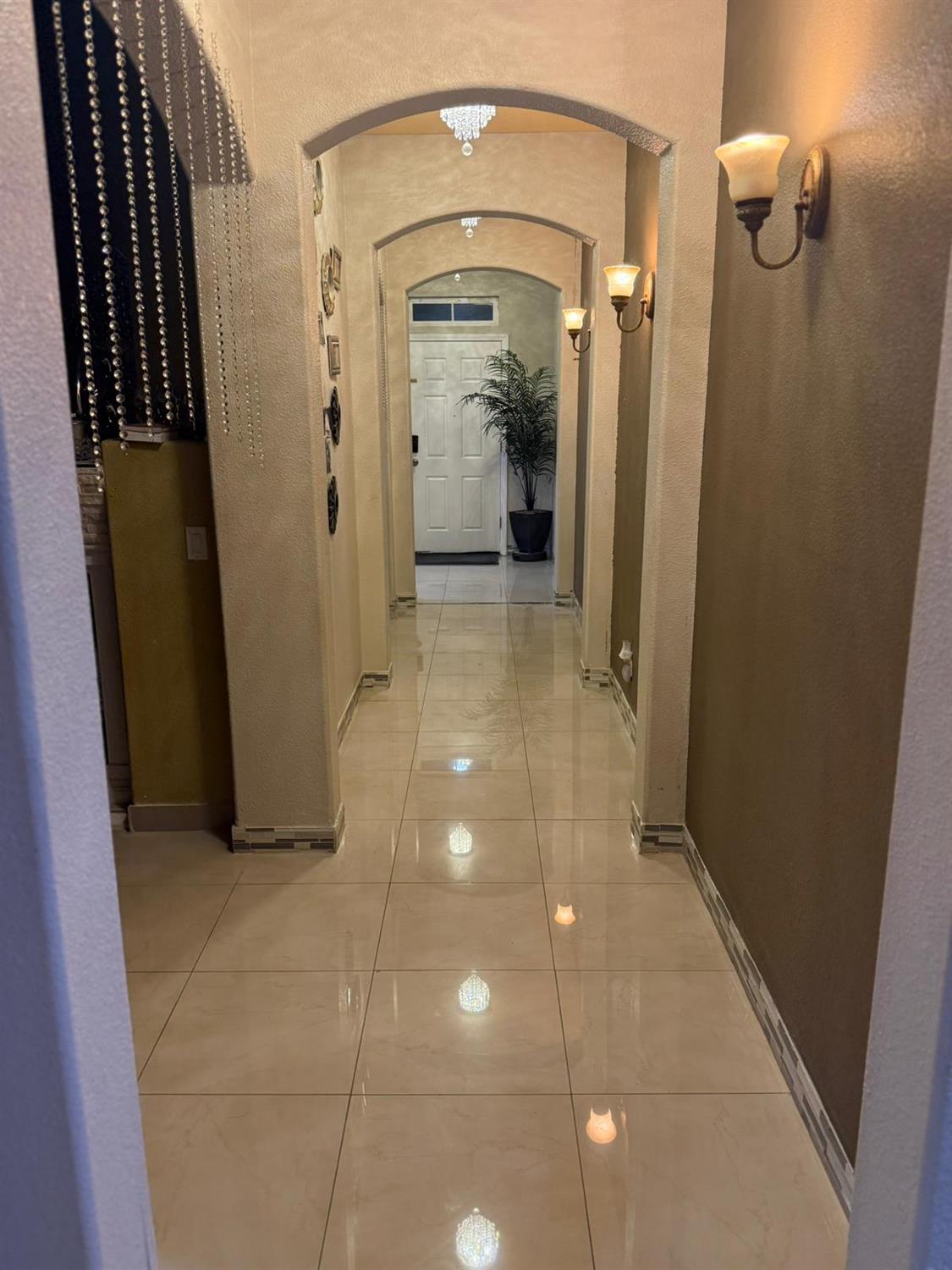 152 College Hill Way