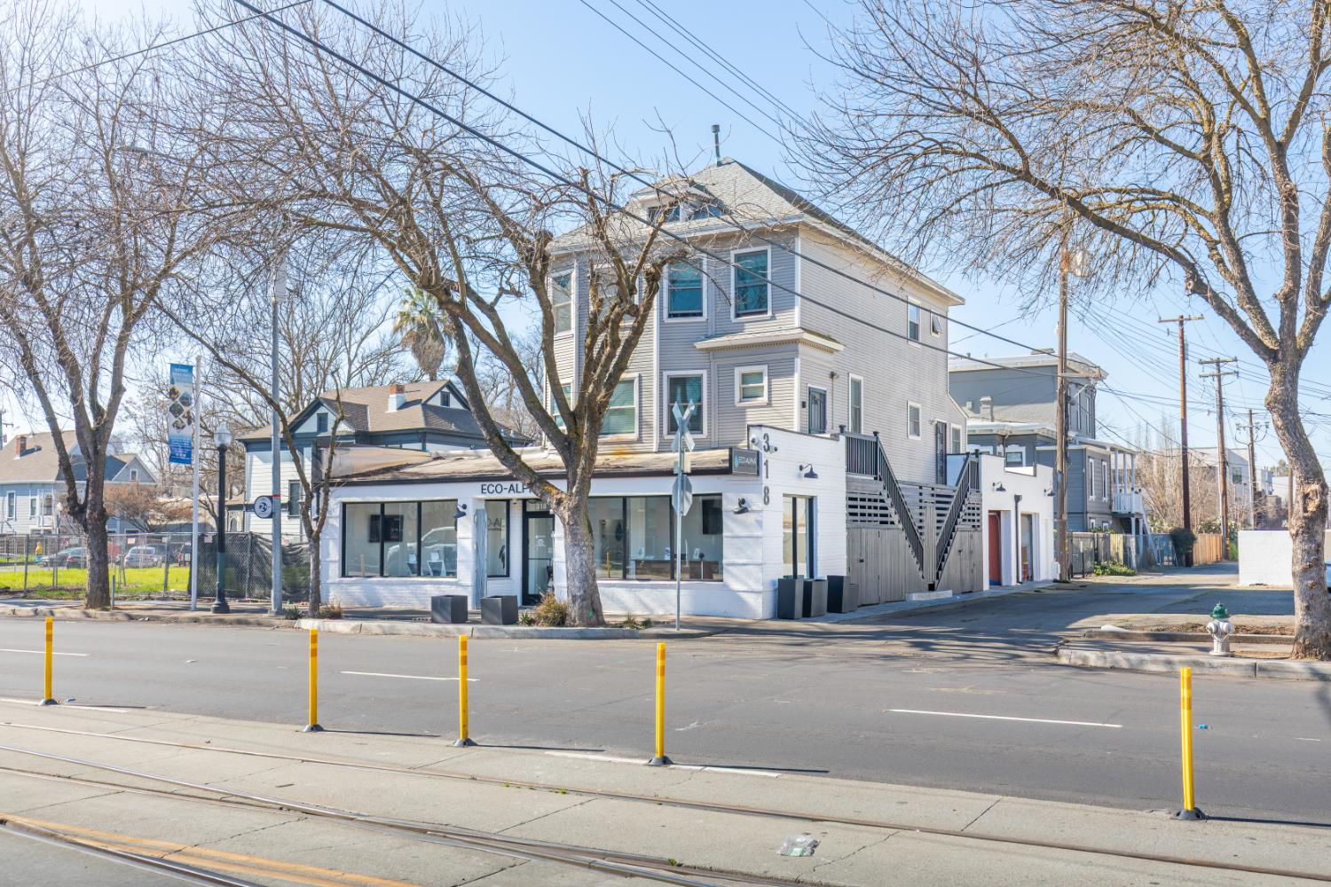 318 12th Street