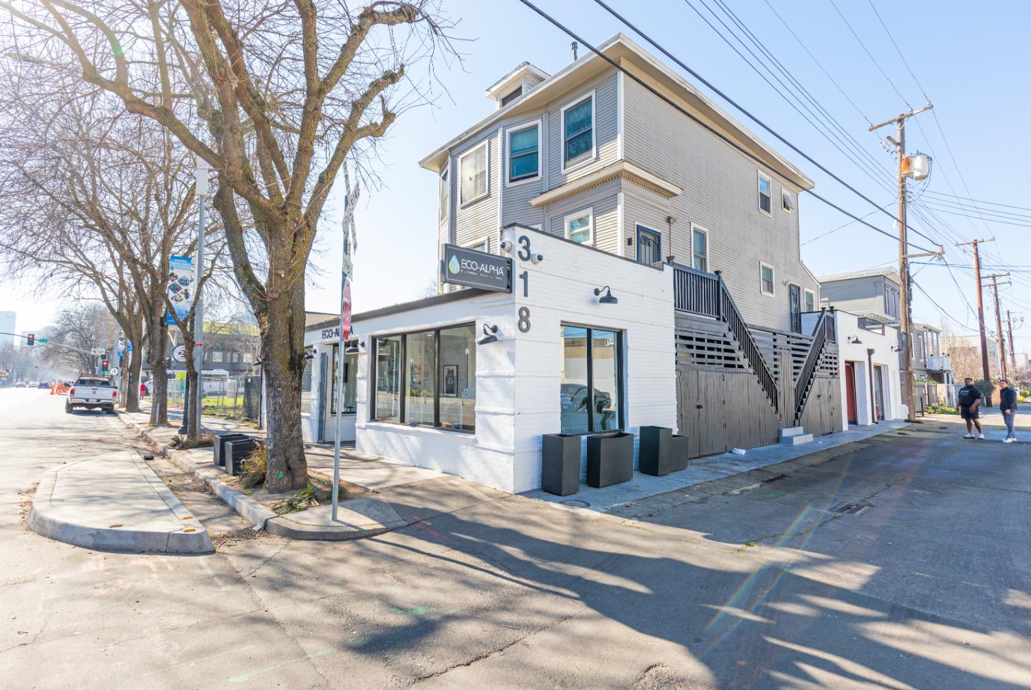 318 12th Street
