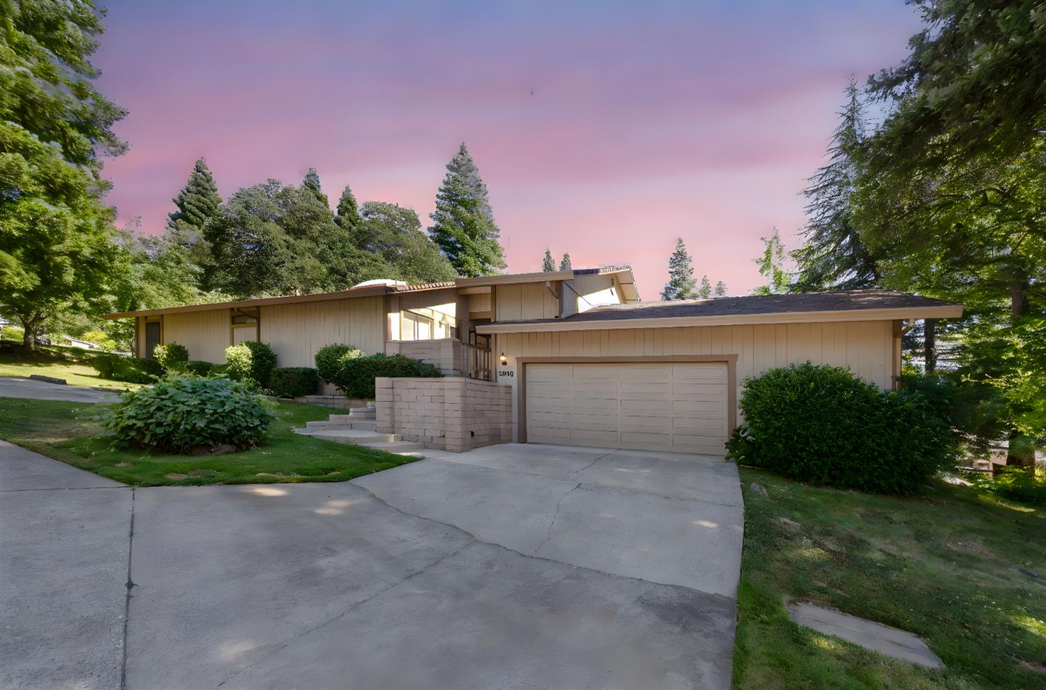 3230 Heights Drive