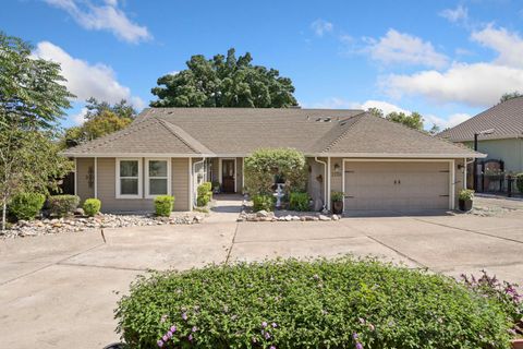 2210 W River Drive Stockton CA 95204