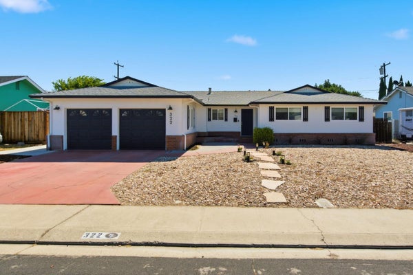 322 MYLNAR AVE, MANTECA, CA 95336 - Image b7abd2b7cbbc004765b46b3287d612ce/2077979274