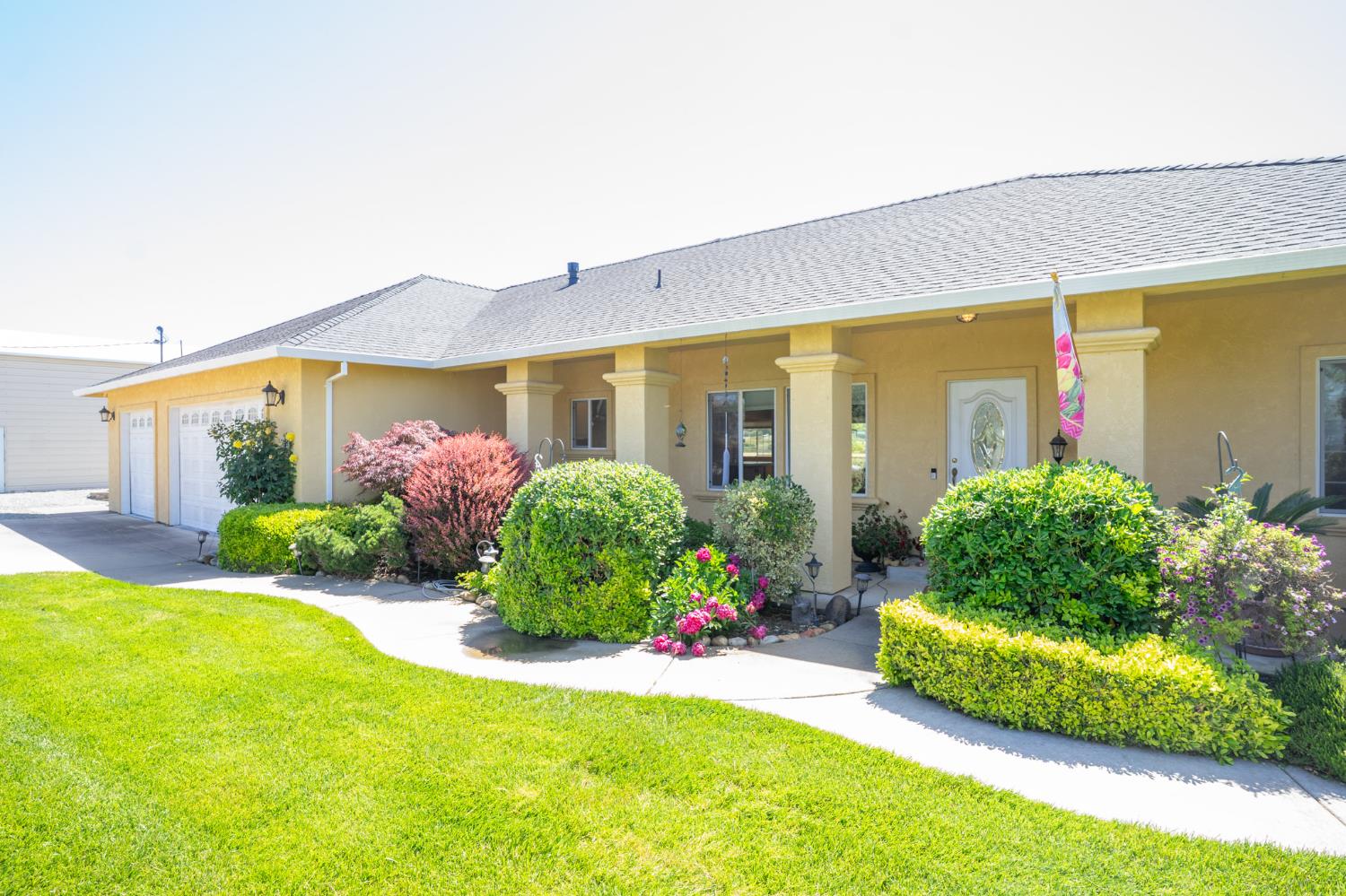 3235 Hagen Road