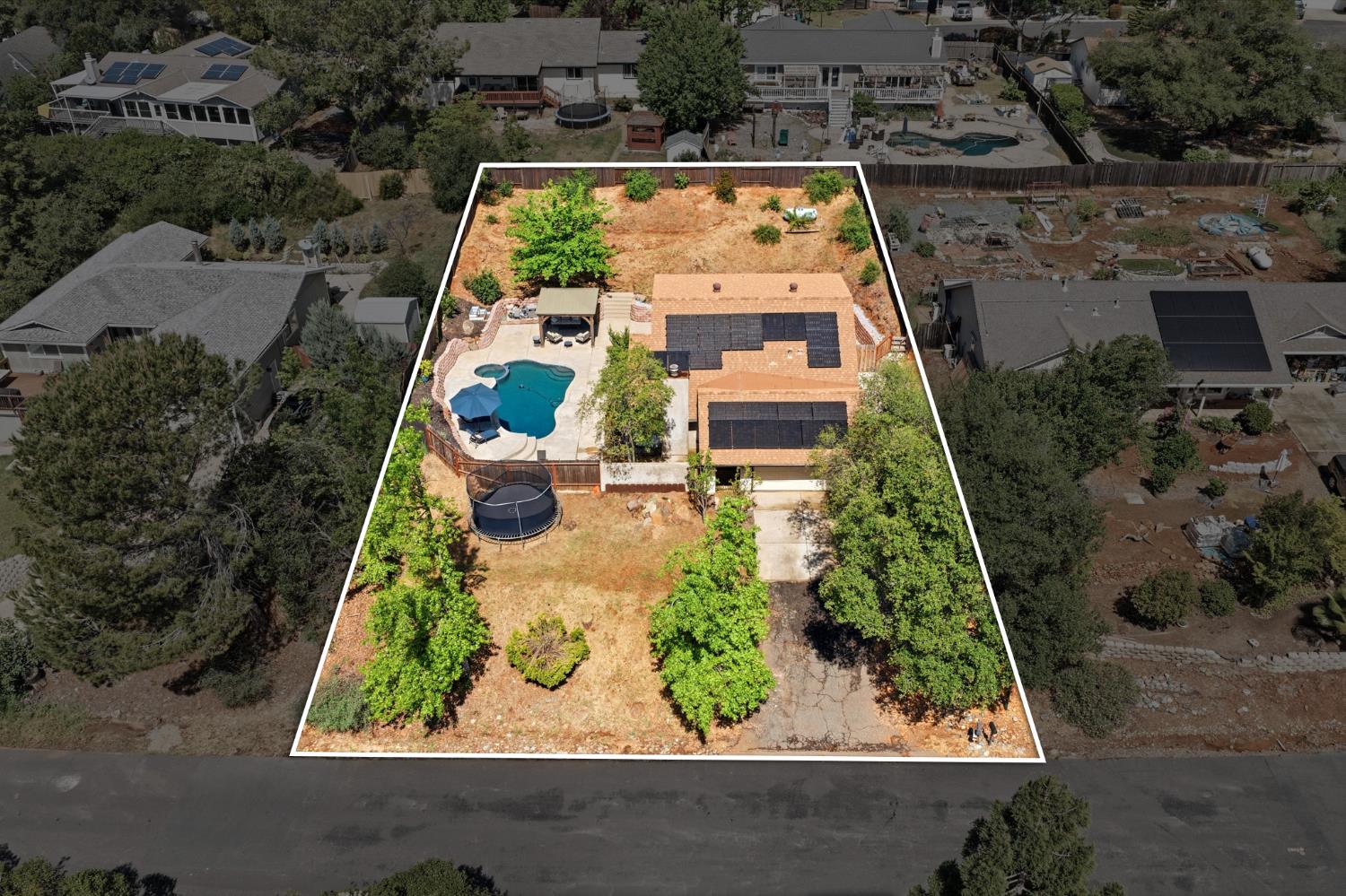 3433 La Canada Drive