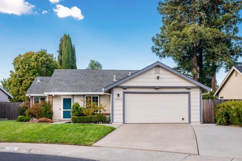 2893 Mergansers Court West Sacramento CA 95691