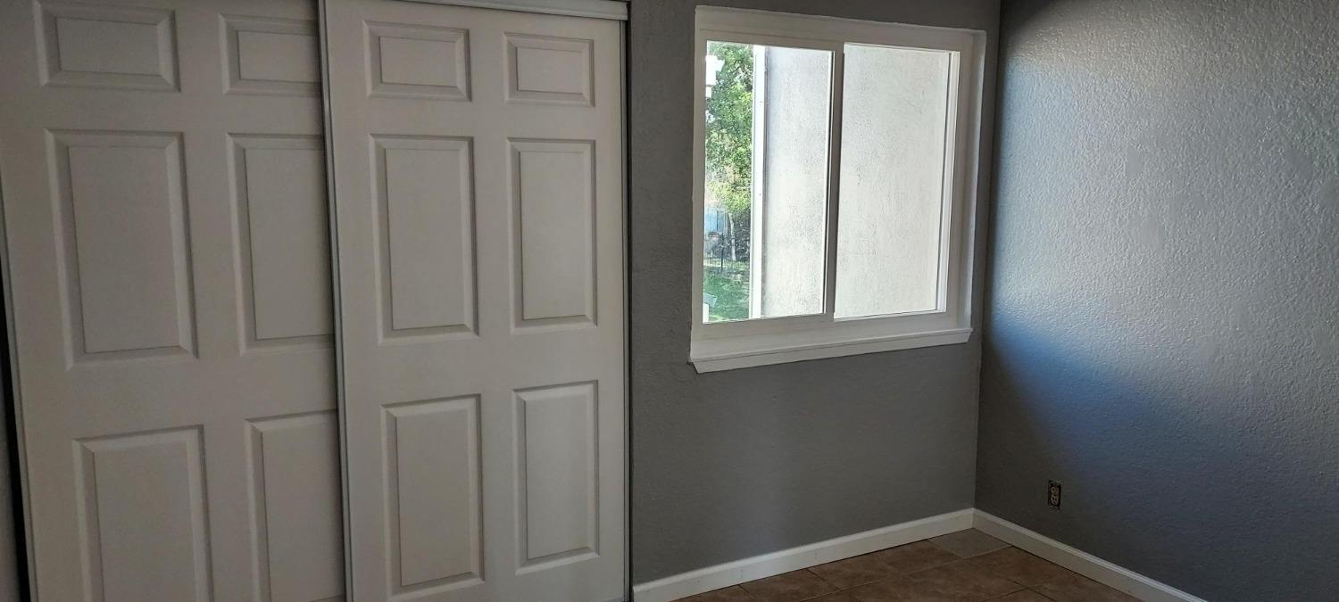 716 Northfield Drive B