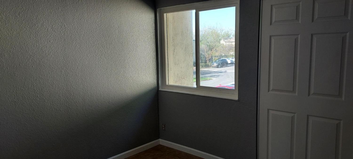 716 Northfield Drive B