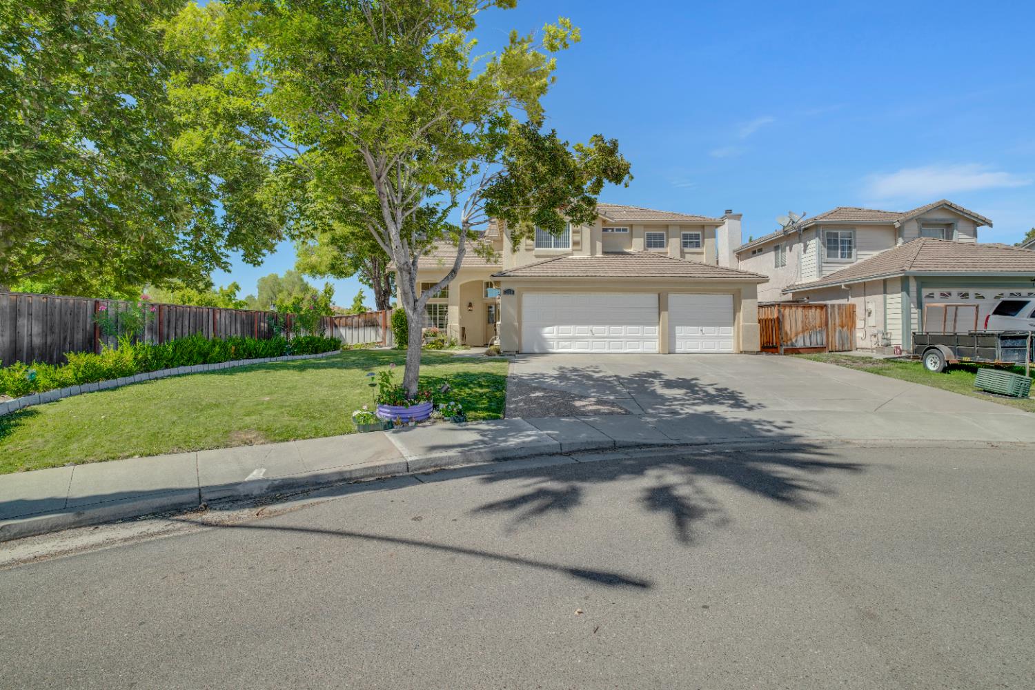 2121 Iroula Way