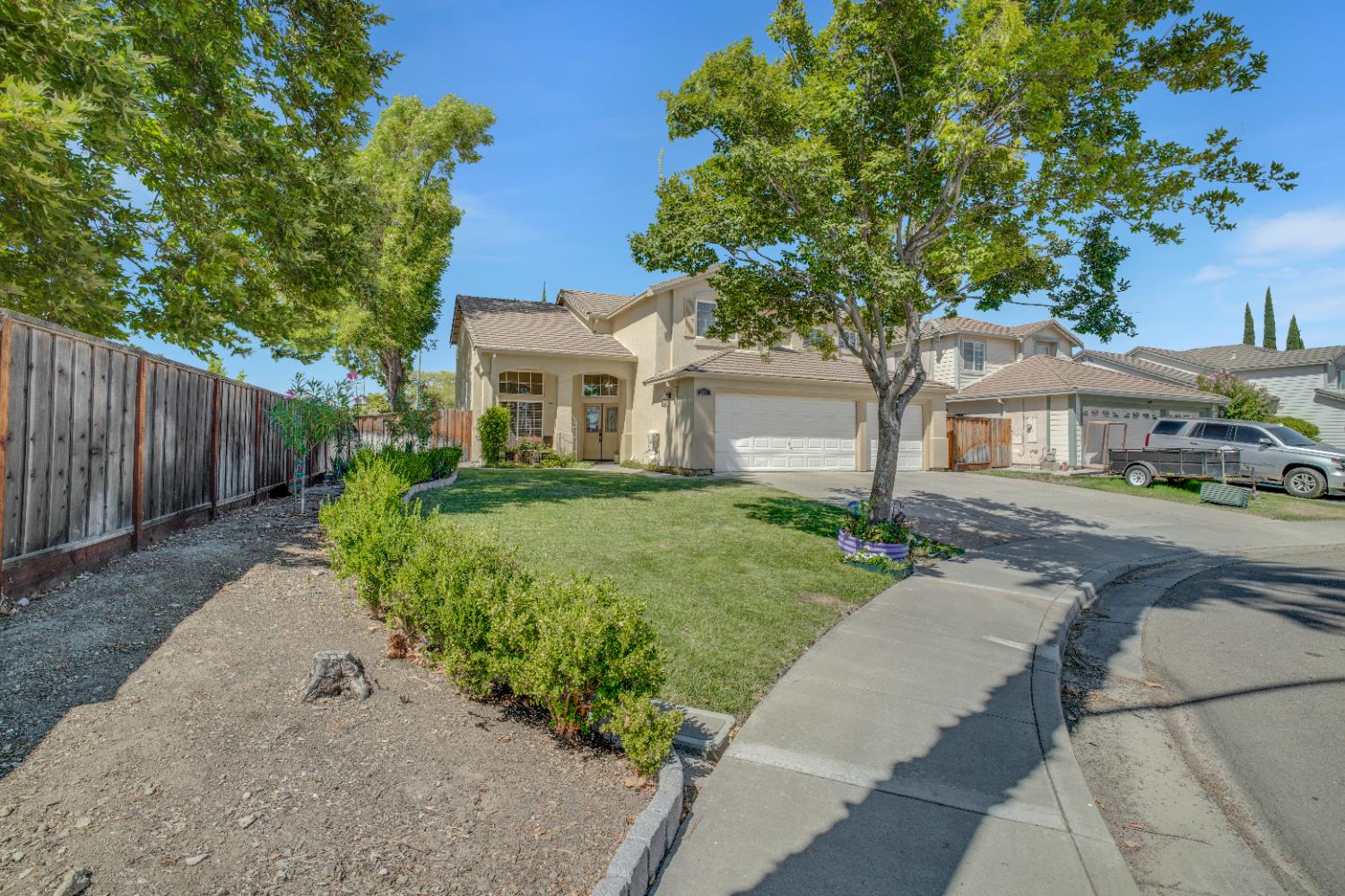 2121 Iroula Way