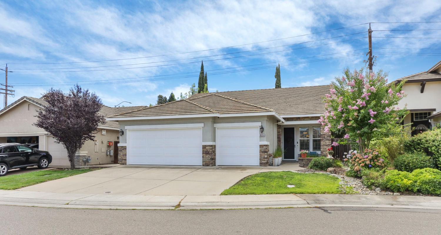 9554 Harvest Gold Court