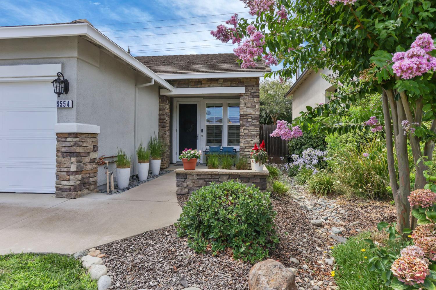 9554 Harvest Gold Court