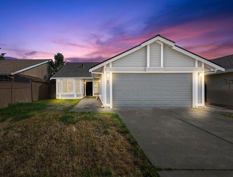 MLS: 225060606