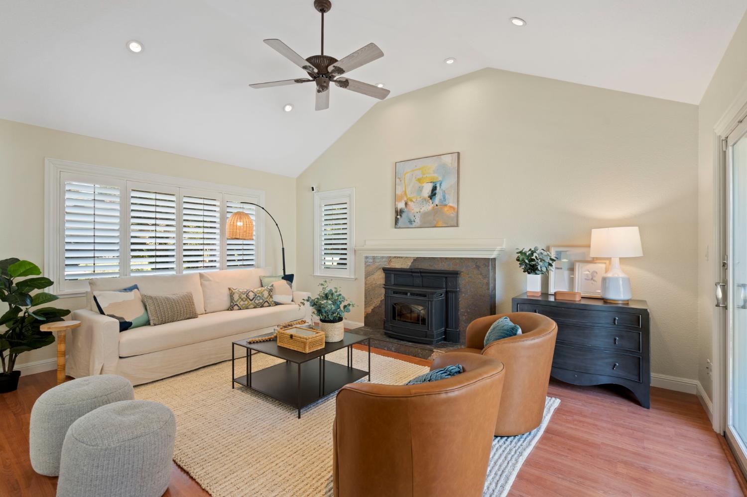 2253 Indian Wells Court