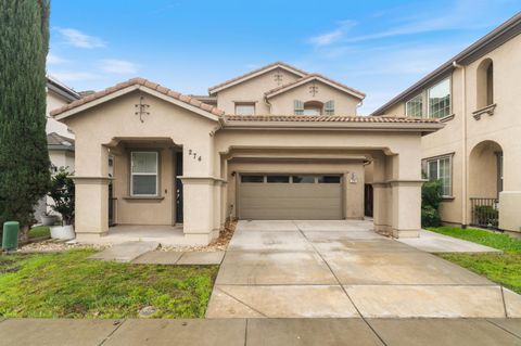 274 Crescent Moon Drive Lathrop CA 95330