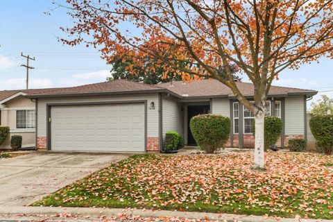 7414 Sun Point Lane Sacramento CA 95828