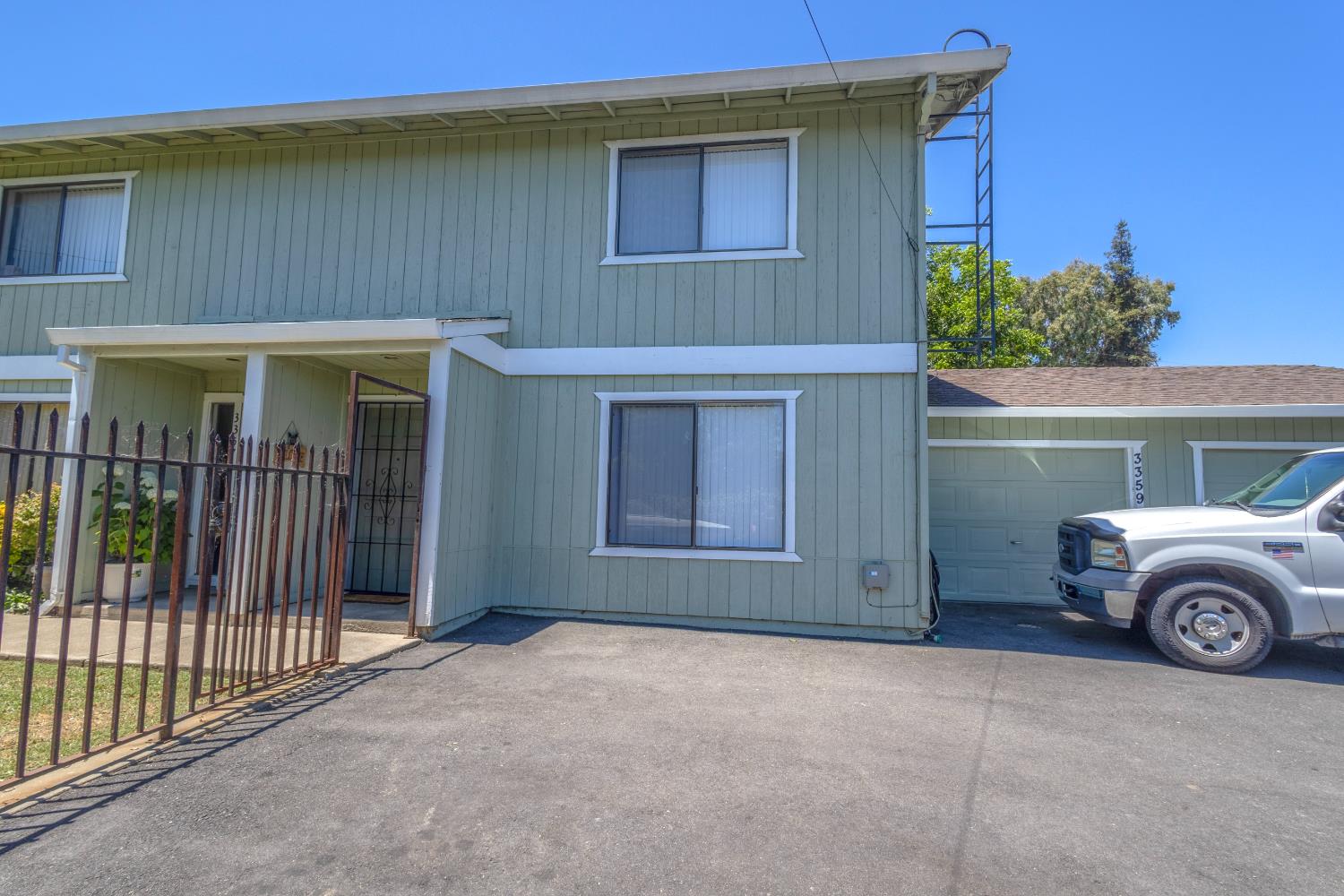 3353 Telegraph Avenue