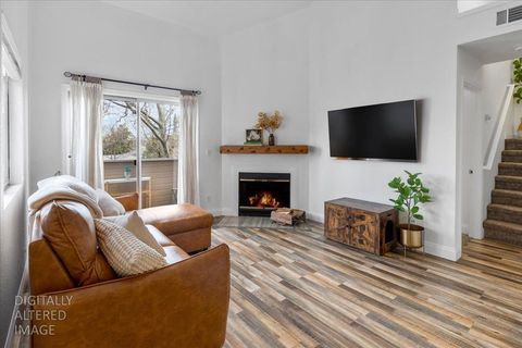 1019 Dornajo Way 225 Sacramento CA 95825