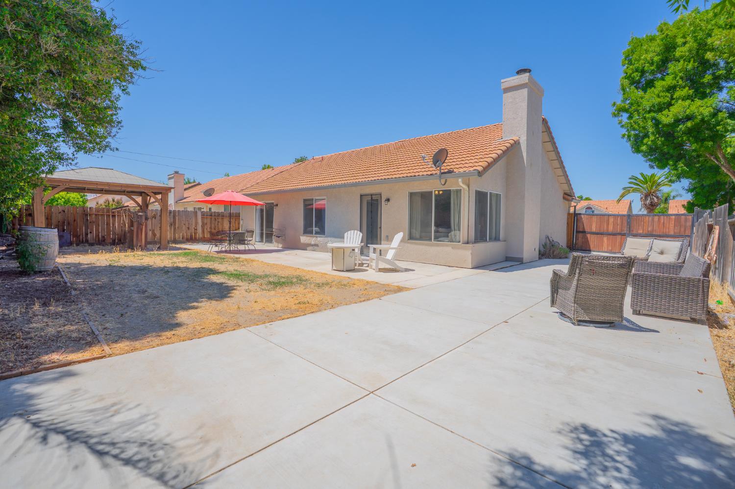 Los Banos, California 93635, United States, 3 Bedrooms Bedrooms, ,2 BathroomsBathrooms,Residential,Active,170640