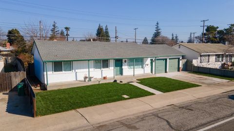 833 Holly Drive Lodi CA 95240