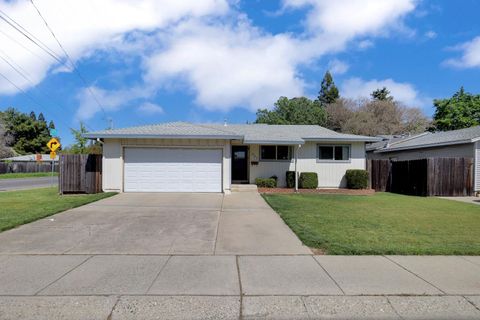 MLS: 225045208