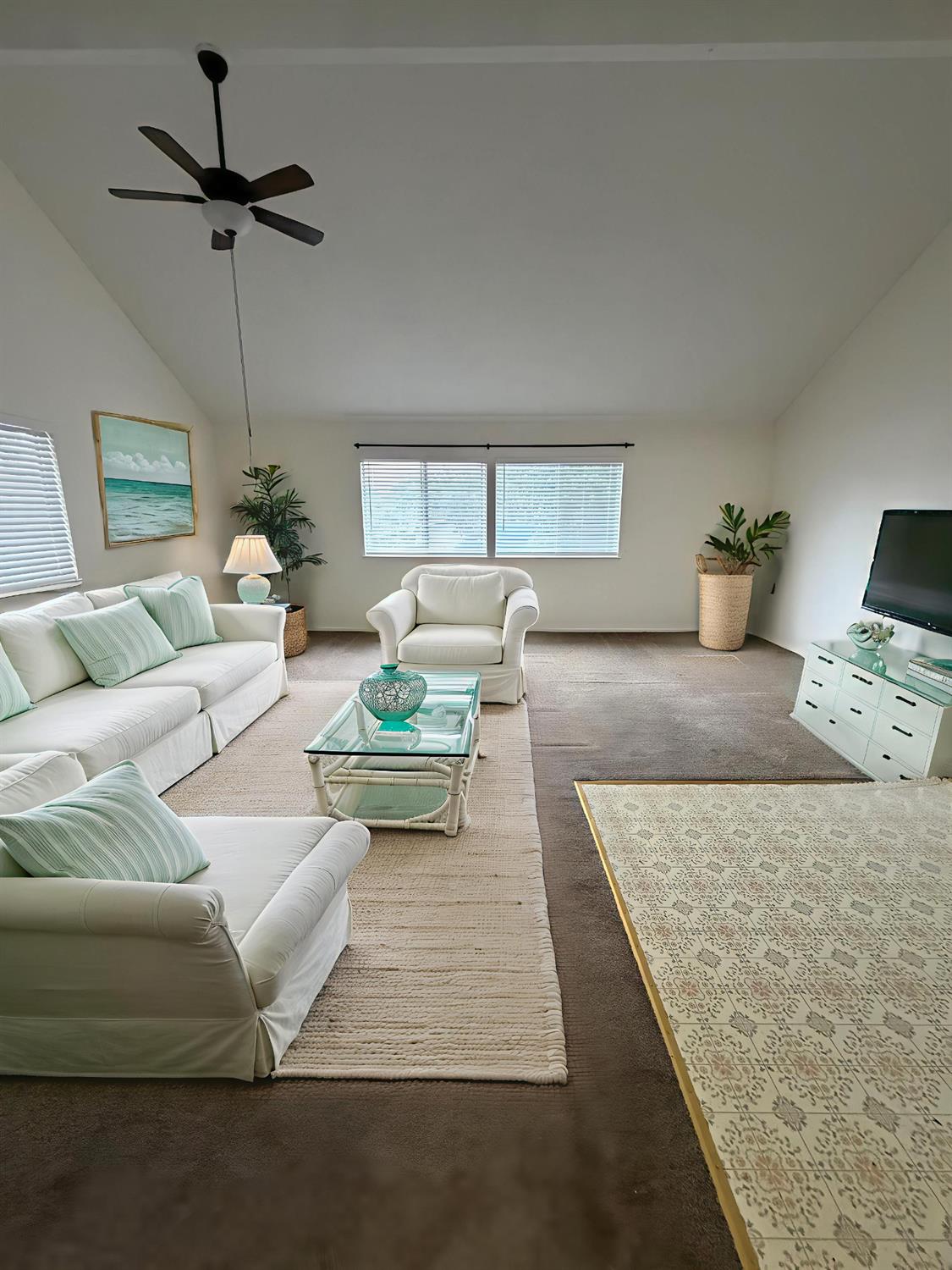 Newark, California 94560, United States, 4 Bedrooms Bedrooms, ,3 BathroomsBathrooms,Residential,Active,183925