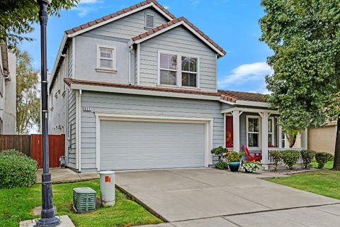 921 Kennedy Place Tracy CA 95377