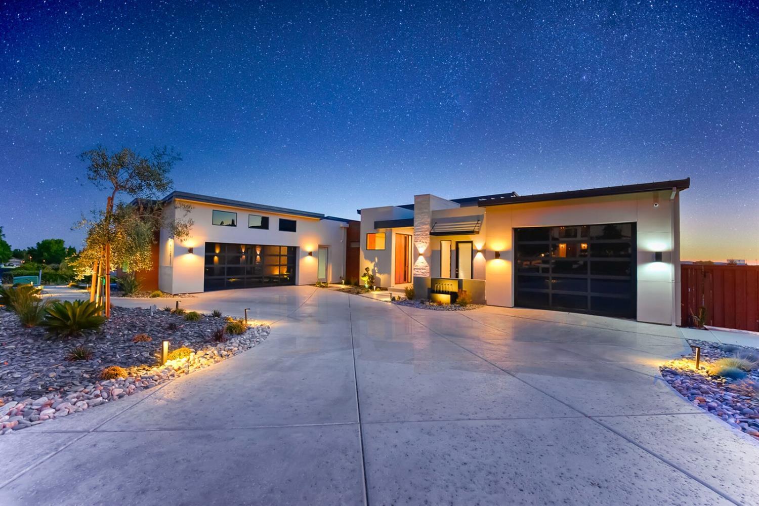 758 Glen-Mady Way