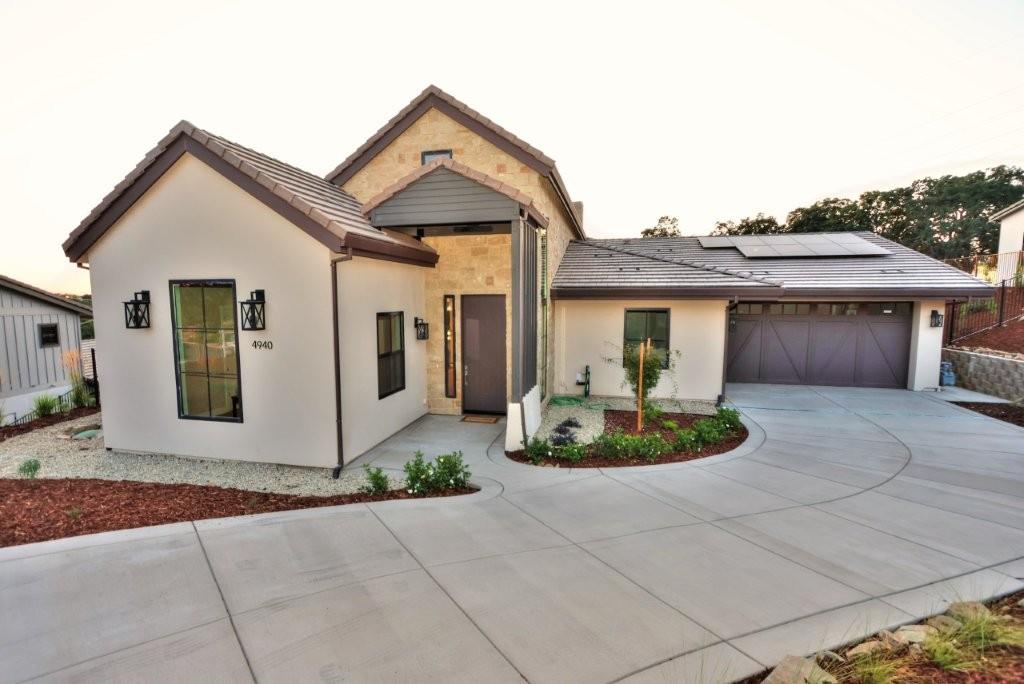 4940 Greyson Creek Drive