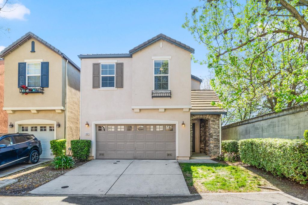 Photo of 197 Cinema Street, Sacramento, CA 95823 (MLS # 226033715)