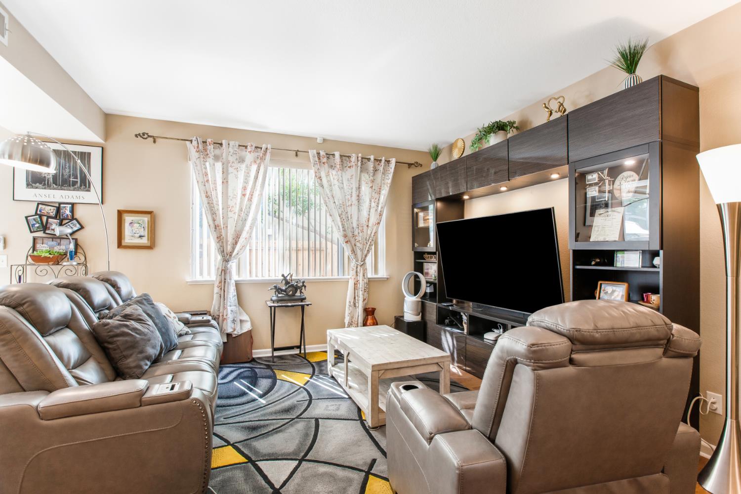 2401 Cold Harbor Way