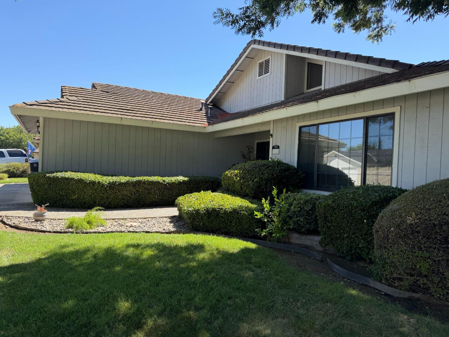 575 Amberina Drive