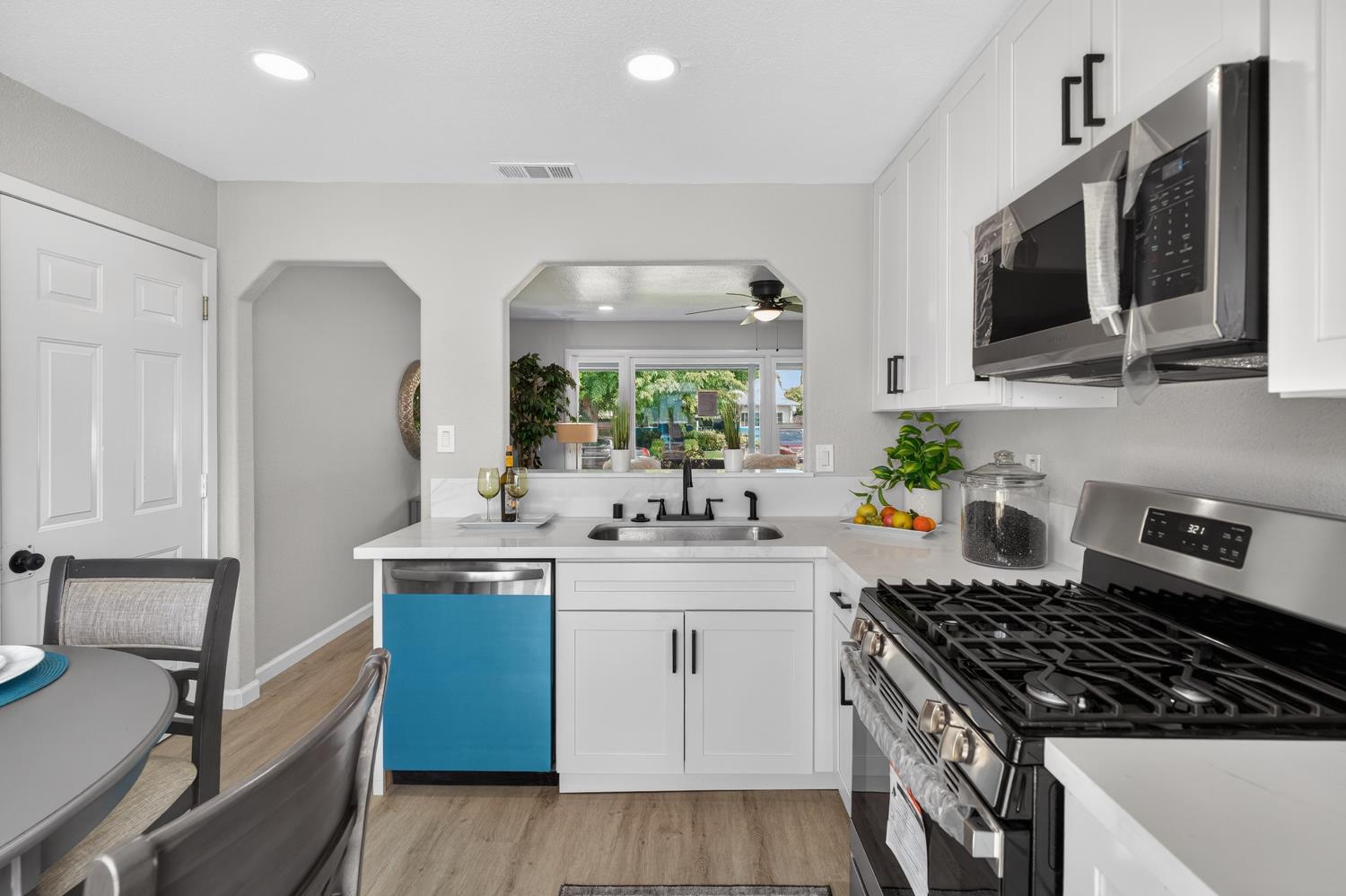 1548 Sterling Street
