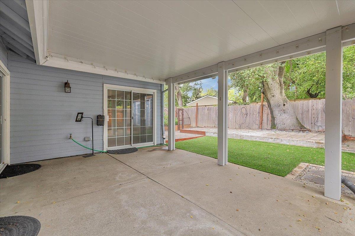 5247 Arden Way