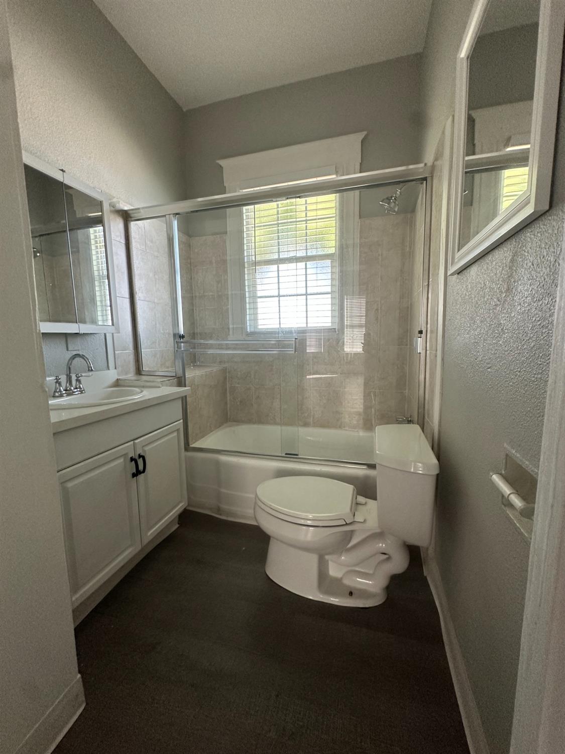 446 E Anderson Street