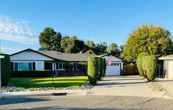115 NUTMEG AVE, ATWATER, CA 95301 - Image b8eb12e7c0e02f4f87178f4d5a3c5abd/1277919055