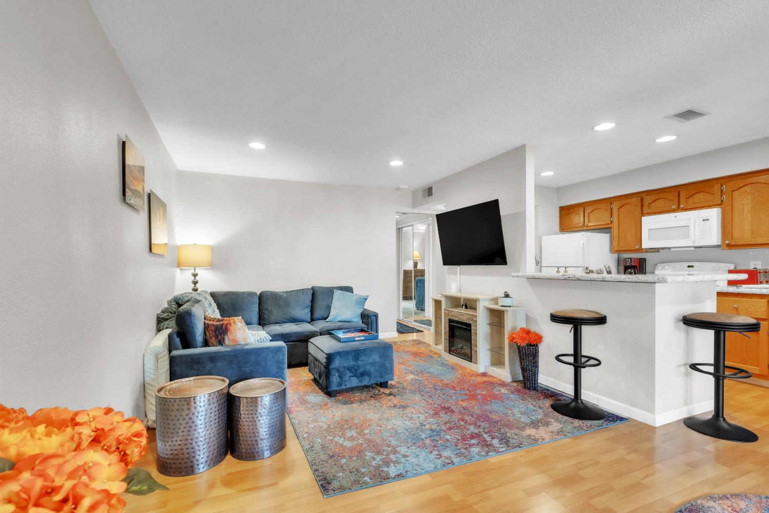 2474 Larkspur Lane 367
