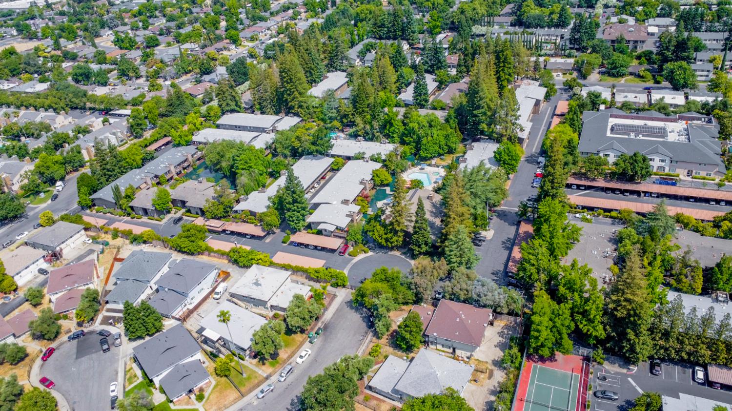 2474 Larkspur Lane 367