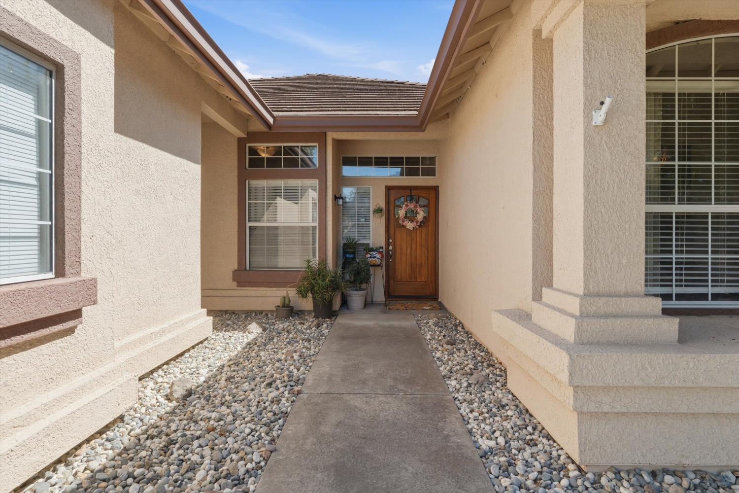4900 Eagle Peak Court