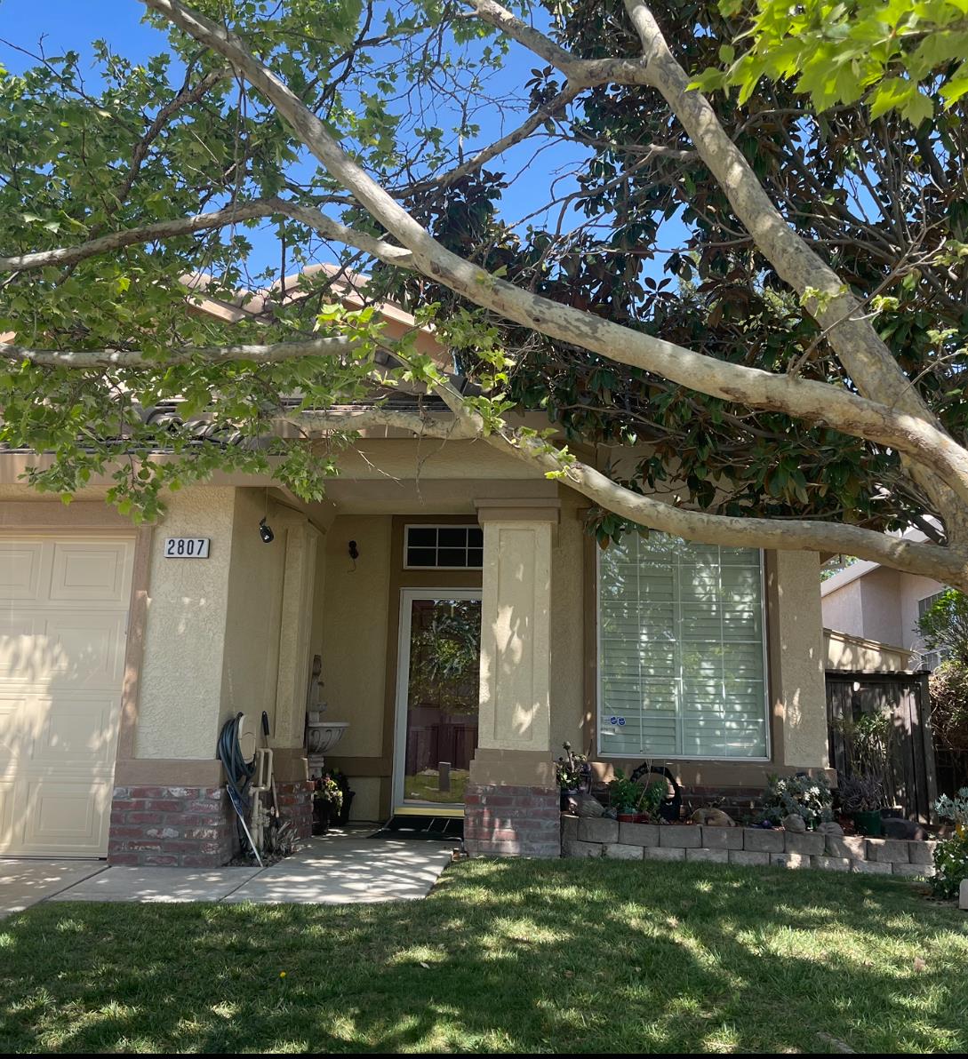 2807 Turnbuckle Circle