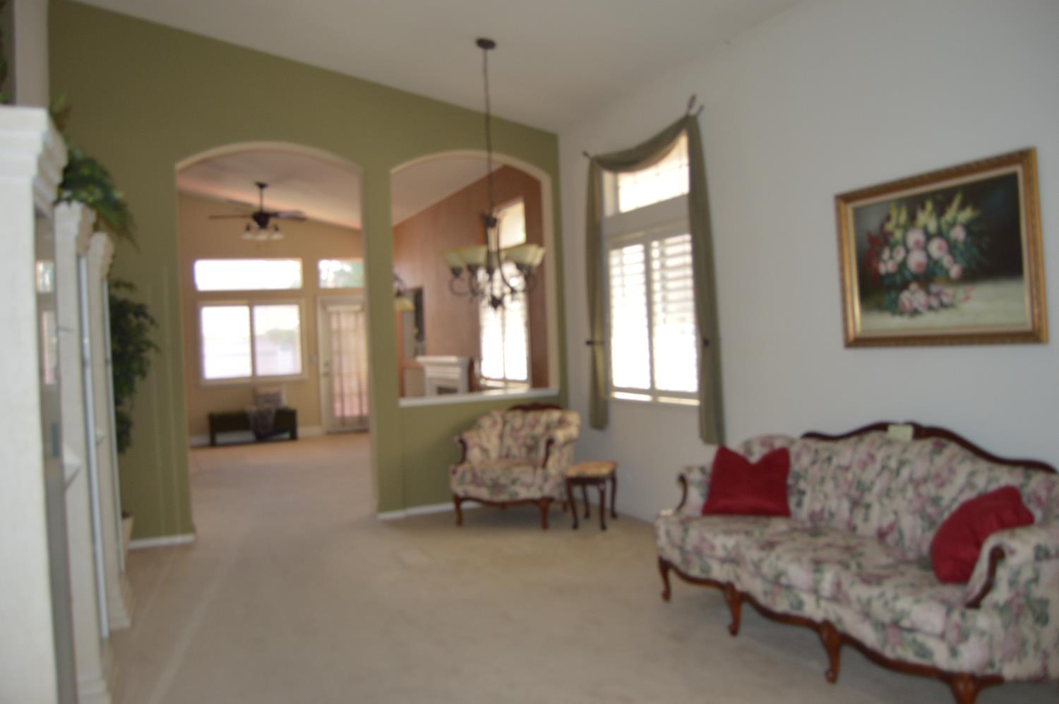 2807 Turnbuckle Circle