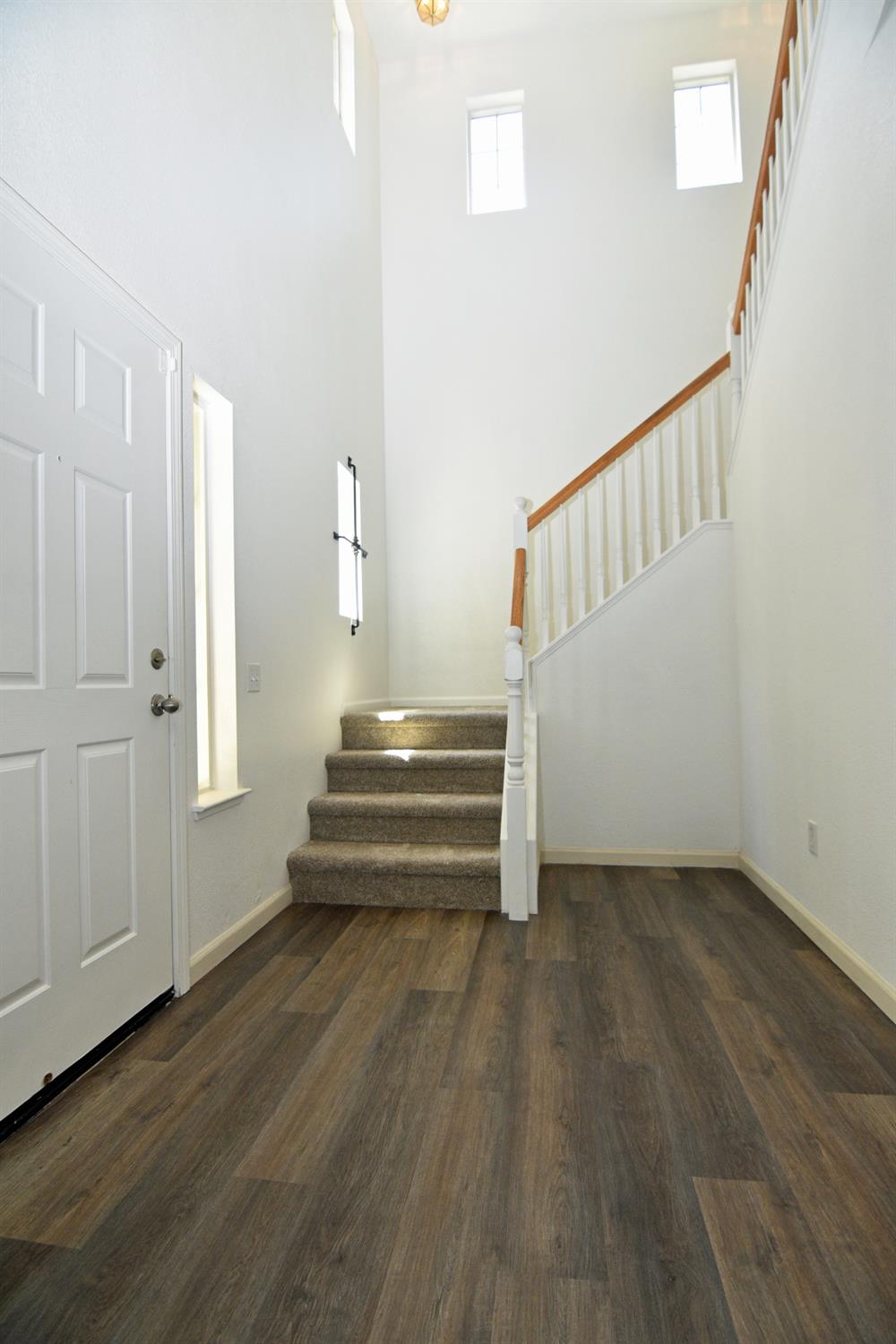 4225 Seranade Drive